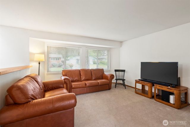 4826 S 49th Street, Tacoma, WA 98409