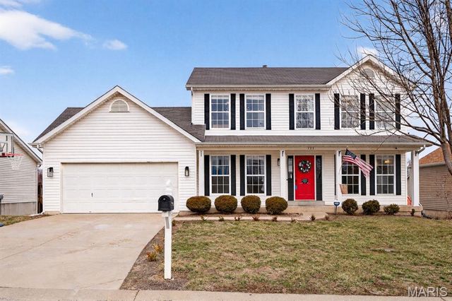 121 Majestic Lakes Boulevard, Moscow Mills, MO 63362