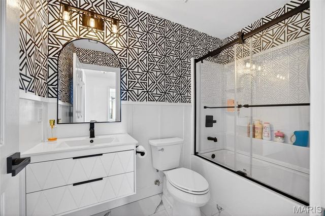 121 Majestic Lakes Boulevard, Moscow Mills, MO 63362