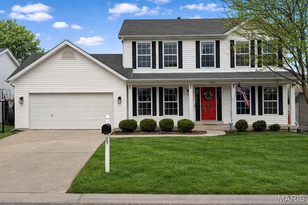 121 Majestic Lakes Boulevard, Moscow Mills, MO 63362