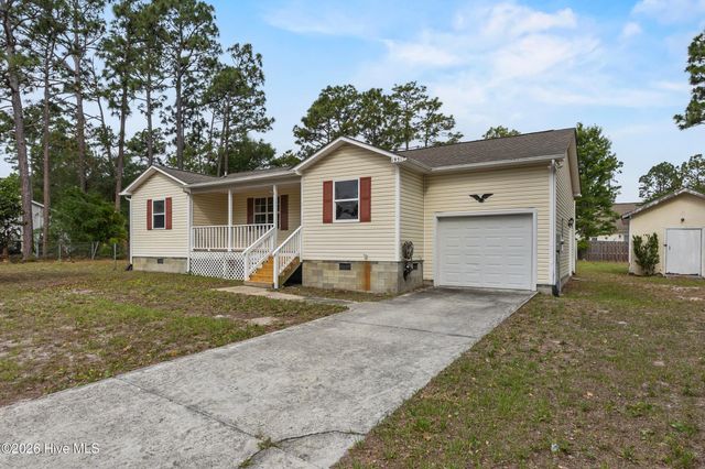 1951 E Boiling Spring Road, Southport, NC 28461