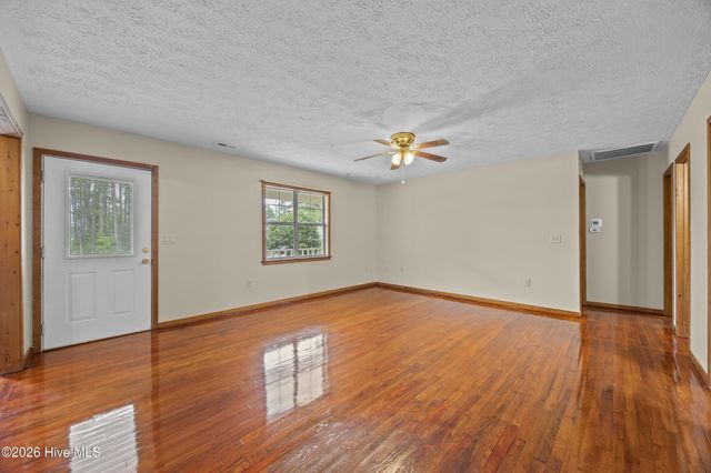 1951 E Boiling Spring Road, Southport, NC 28461