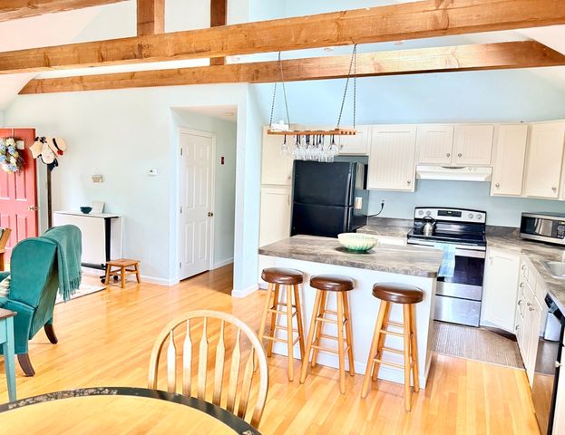 220 North Main St, Yarmouth, MA 02664