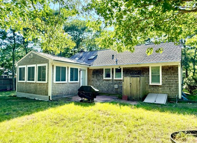 220 North Main St, Yarmouth, MA 02664