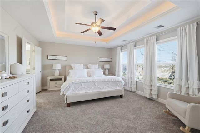 16936 W 163rd Terrace, Olathe, KS 66062