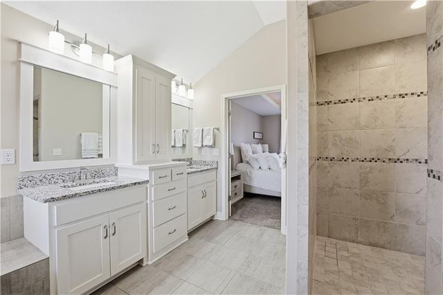 16936 W 163rd Terrace, Olathe, KS 66062