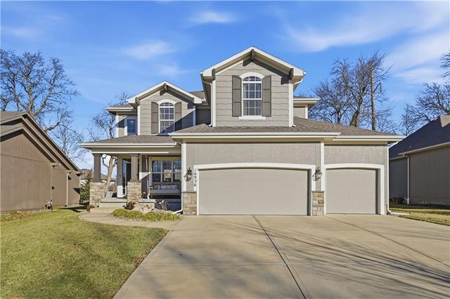16936 W 163rd Terrace, Olathe, KS 66062