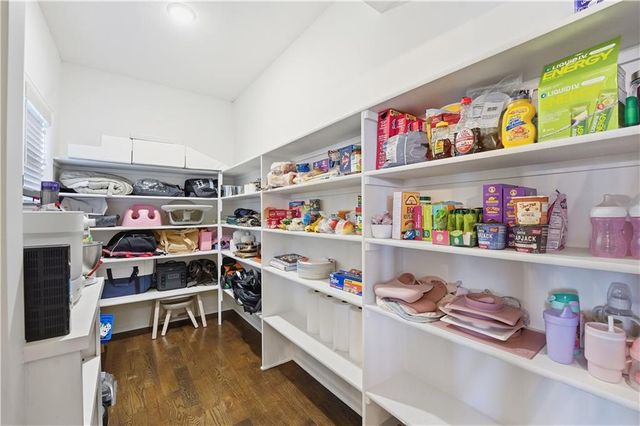 16936 W 163rd Terrace, Olathe, KS 66062