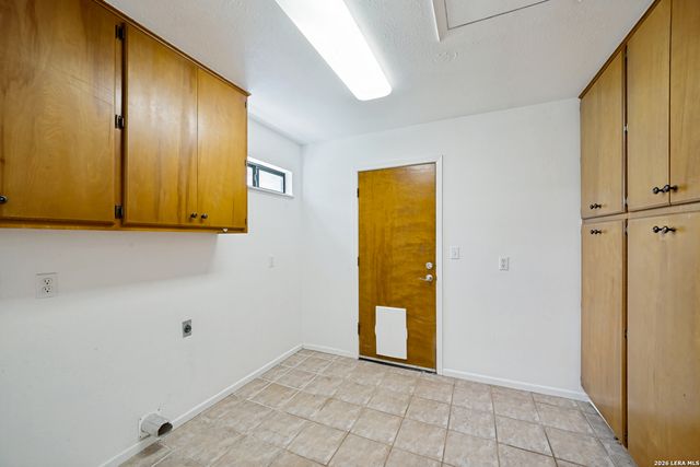 270 BRIARWOOD CIR, Bandera, TX 78003