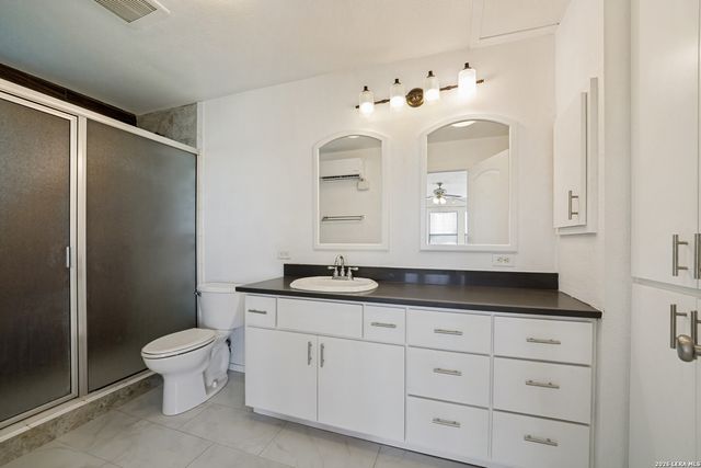 270 BRIARWOOD CIR, Bandera, TX 78003