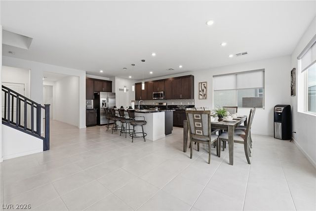6934 Boulder View Street, North Las Vegas, NV 89084
