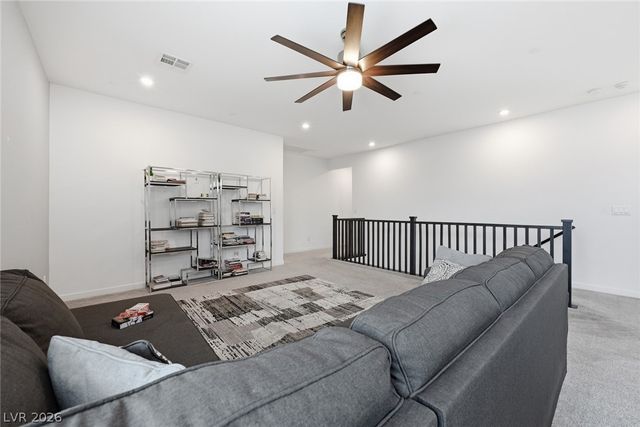 6934 Boulder View Street, North Las Vegas, NV 89084