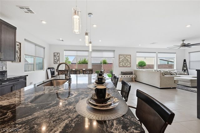 6934 Boulder View Street, North Las Vegas, NV 89084