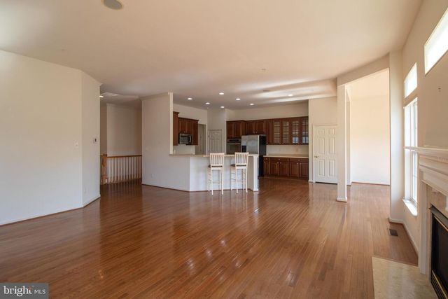 6708 STREAM VIEW LN, Warrenton, VA 20187