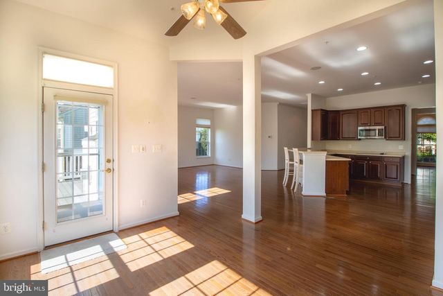 6708 STREAM VIEW LN, Warrenton, VA 20187