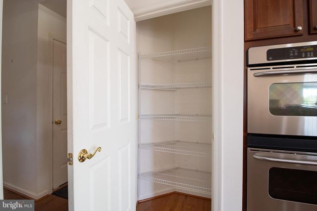 6708 STREAM VIEW LN, Warrenton, VA 20187