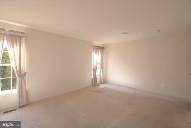 6708 STREAM VIEW LN, Warrenton, VA 20187