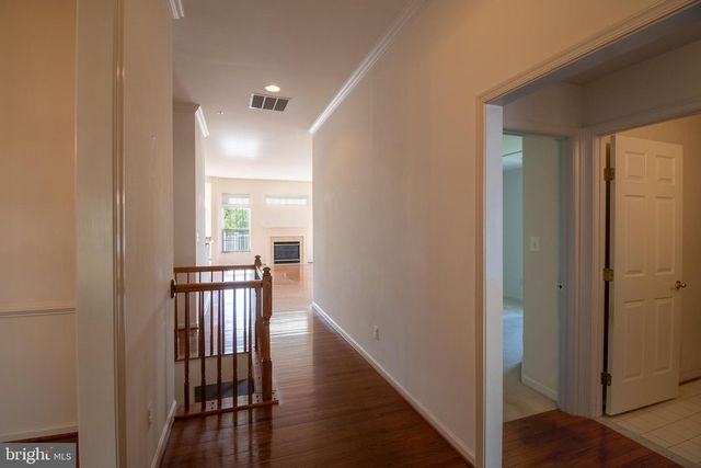 6708 STREAM VIEW LN, Warrenton, VA 20187