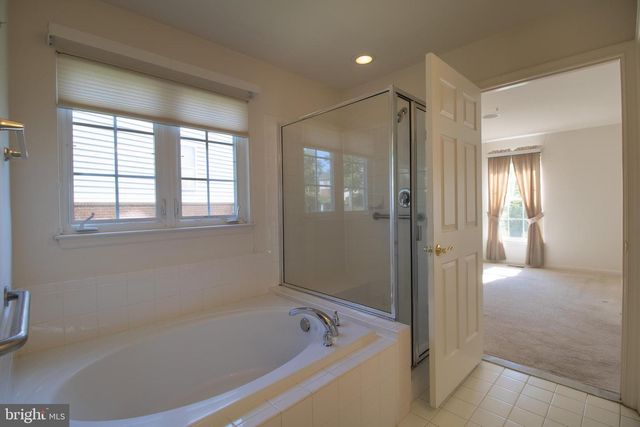6708 STREAM VIEW LN, Warrenton, VA 20187