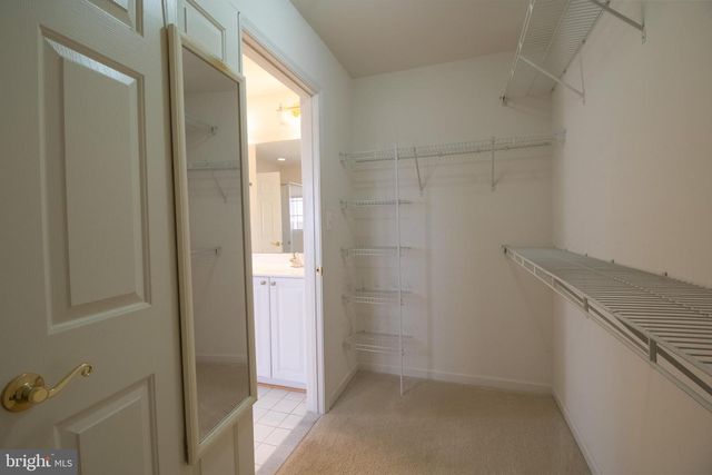 6708 STREAM VIEW LN, Warrenton, VA 20187