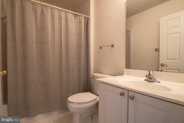 6708 STREAM VIEW LN, Warrenton, VA 20187