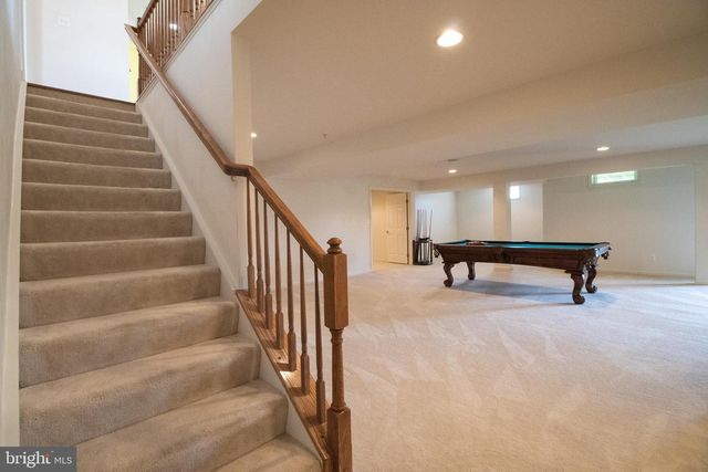 6708 STREAM VIEW LN, Warrenton, VA 20187