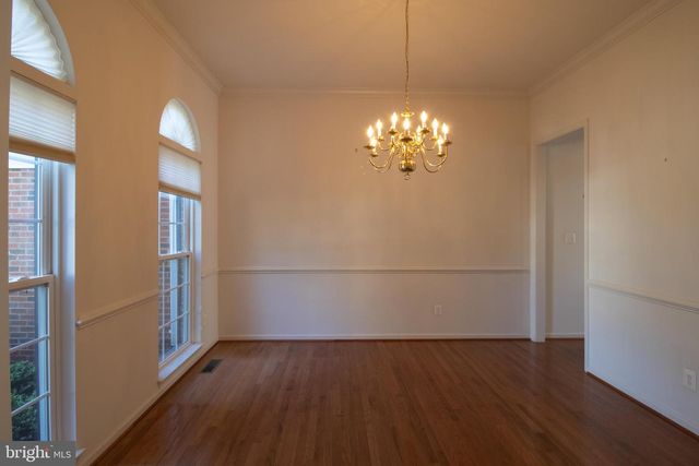 6708 STREAM VIEW LN, Warrenton, VA 20187