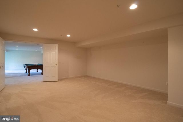 6708 STREAM VIEW LN, Warrenton, VA 20187