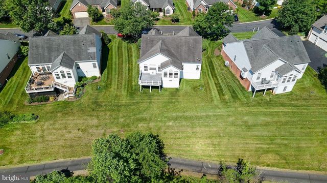 6708 STREAM VIEW LN, Warrenton, VA 20187