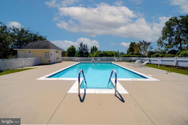 6708 STREAM VIEW LN, Warrenton, VA 20187