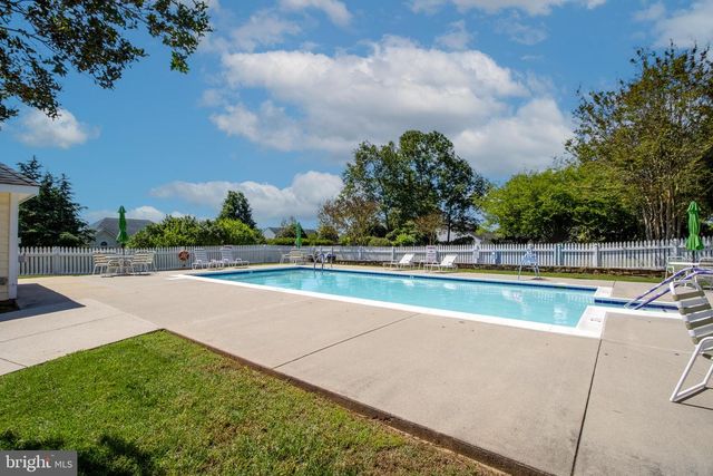 6708 STREAM VIEW LN, Warrenton, VA 20187