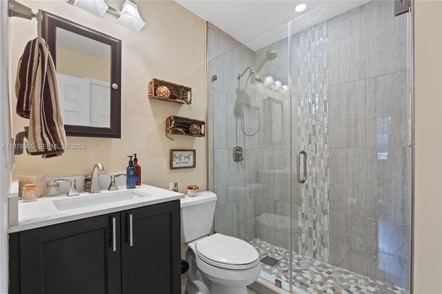 10301 Laurel Ct, Pembroke Pines, FL 33026