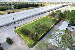 2400 Bayport Boulevard, Seabrook, TX 77586