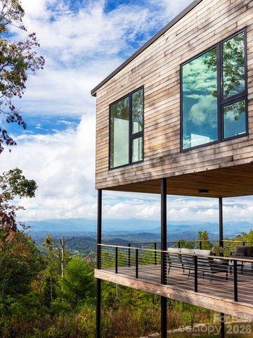 641 Elk Mountain Scenic Highway, Asheville, NC 28804