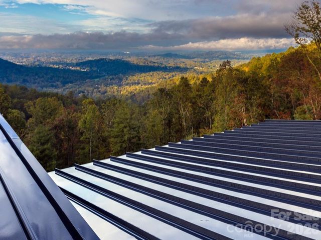 641 Elk Mountain Scenic Highway, Asheville, NC 28804