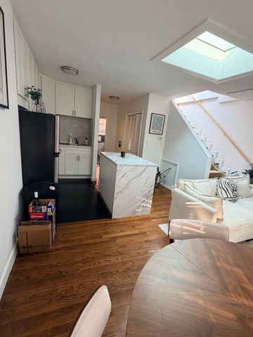 11 Cazenove 4, Boston, MA 02116