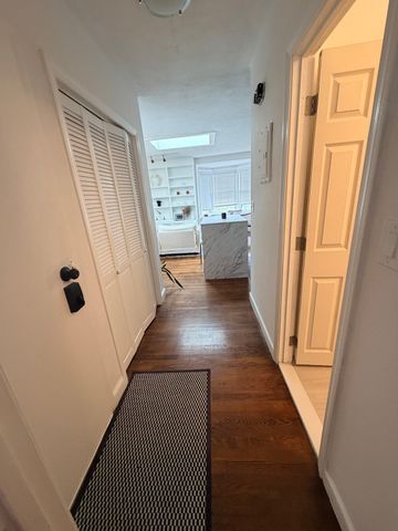 11 Cazenove 4, Boston, MA 02116