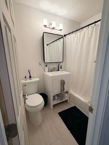 11 Cazenove 4, Boston, MA 02116
