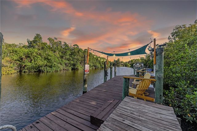 950 Moody RD 111, North Fort Myers, FL 33903