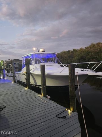 950 Moody RD 111, North Fort Myers, FL 33903