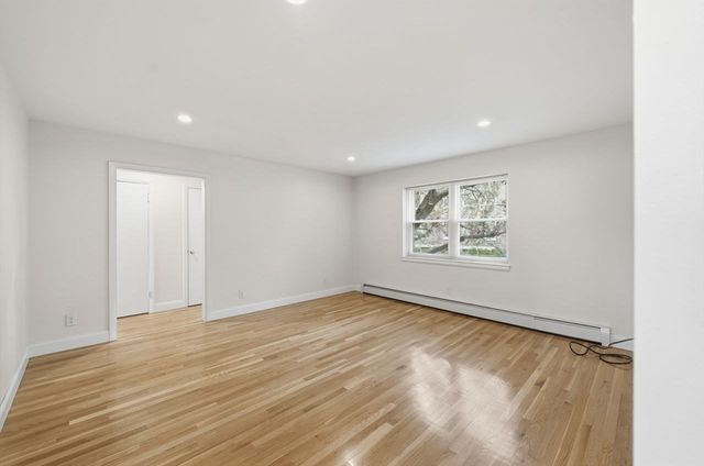 19 Alton Court 2, Brookline, MA 02446