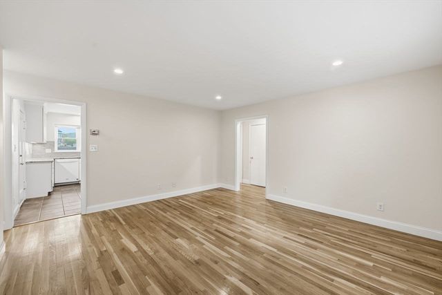 19 Alton Court 2, Brookline, MA 02446