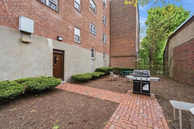 19 Alton Court 2, Brookline, MA 02446