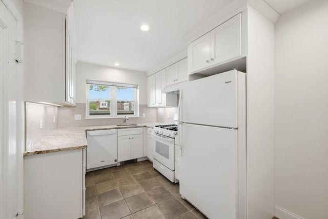19 Alton Court 2, Brookline, MA 02446