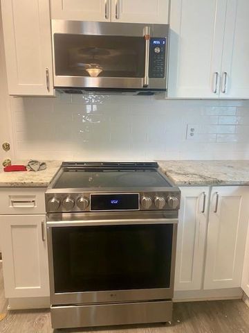 214 Pinewood Lane, Stockbridge, GA 30281