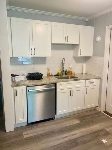 214 Pinewood Lane, Stockbridge, GA 30281