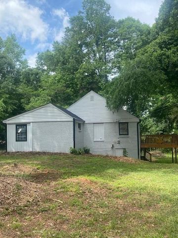 214 Pinewood Lane, Stockbridge, GA 30281