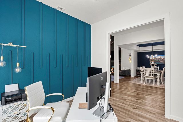 120 Ashleaf DR, Buda, TX 78610