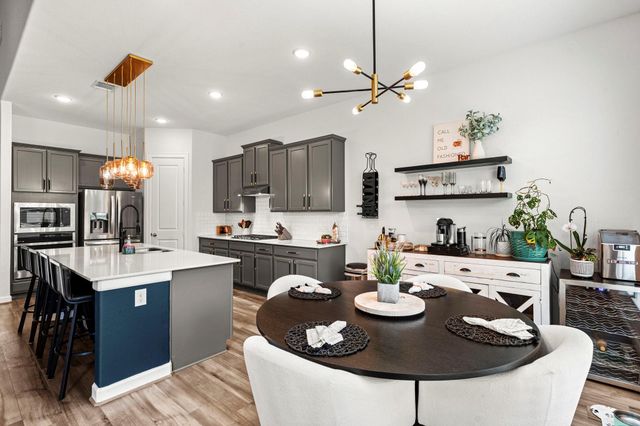 120 Ashleaf DR, Buda, TX 78610