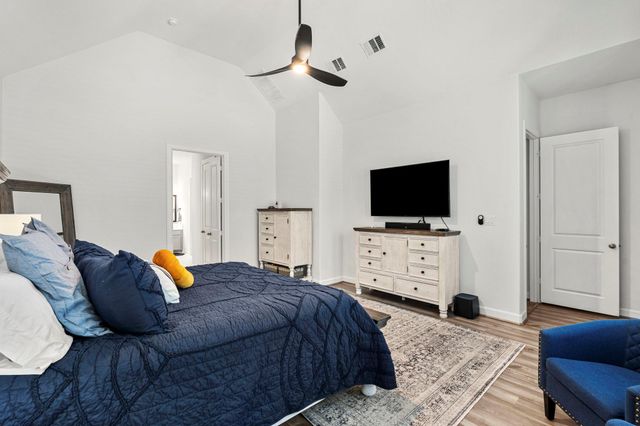 120 Ashleaf DR, Buda, TX 78610